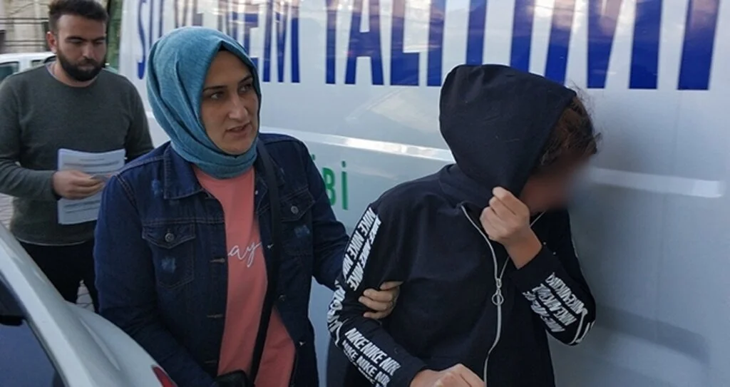Samsun'da Girdikleri Evden hırsızlık yapan 2 kişi yakalandı