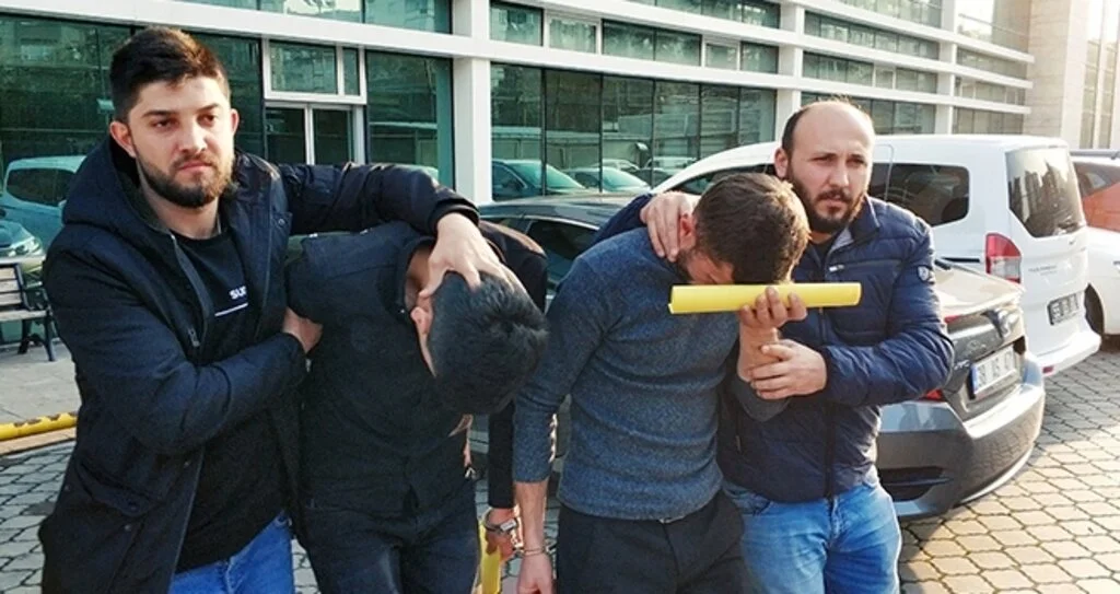 Samsun'da Otomobilde ele geçen esrarla ilgili 2 kişi tutuklandı