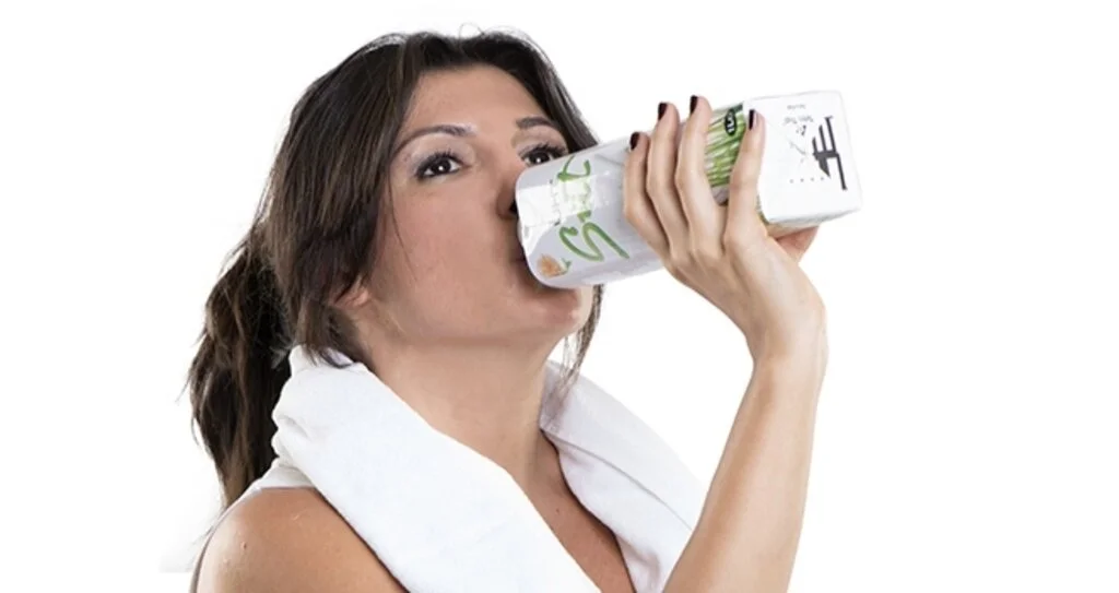 Spordan sonra en az 500 ml süt içilmeli