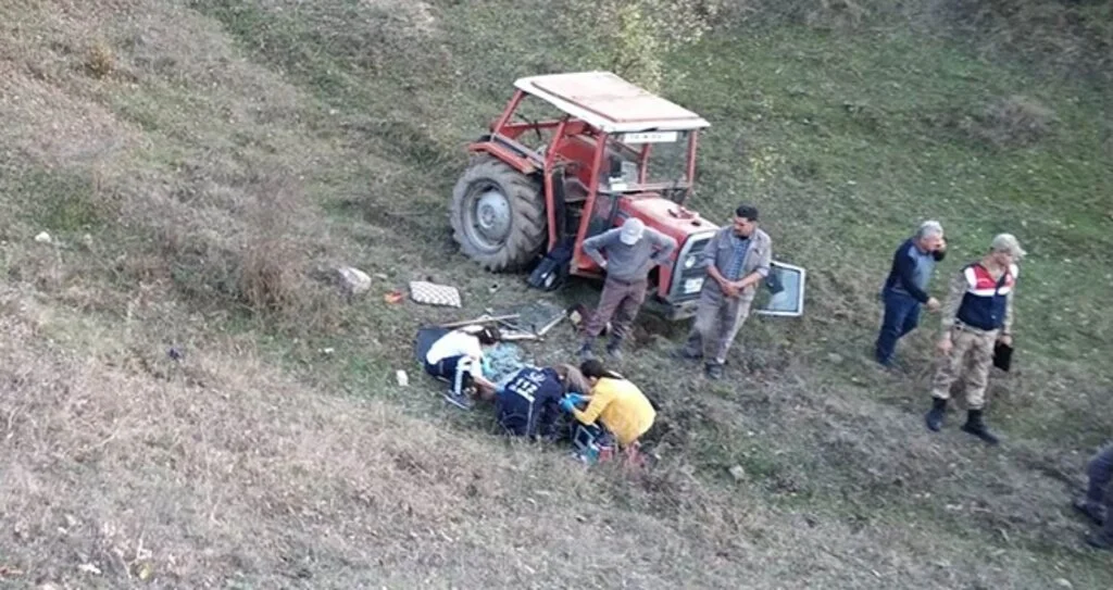 Tarlasını sürerken uçuruma yuvarlanan traktörün sürücüsü öldü