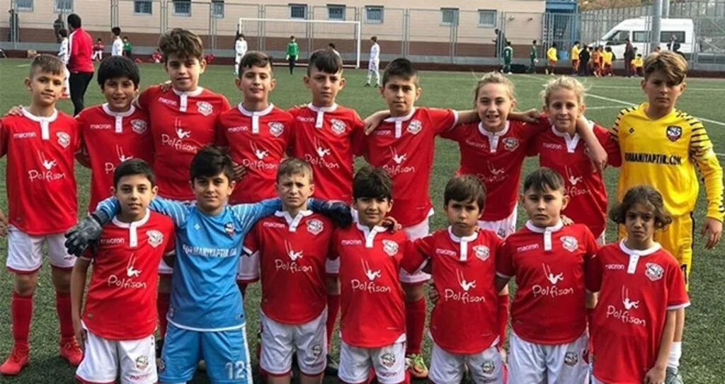 U11 Çeyrek Finalde Elendi