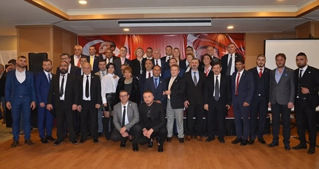 'Uzan'ın masumiyetine inanıyoruz'