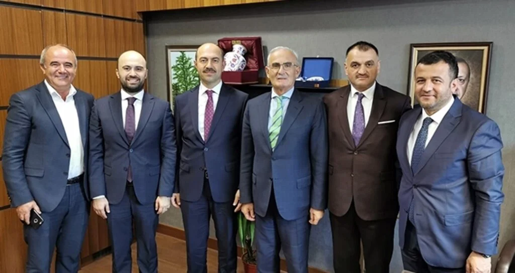 Yılmaz, belediye başkanlarını ağırladı 