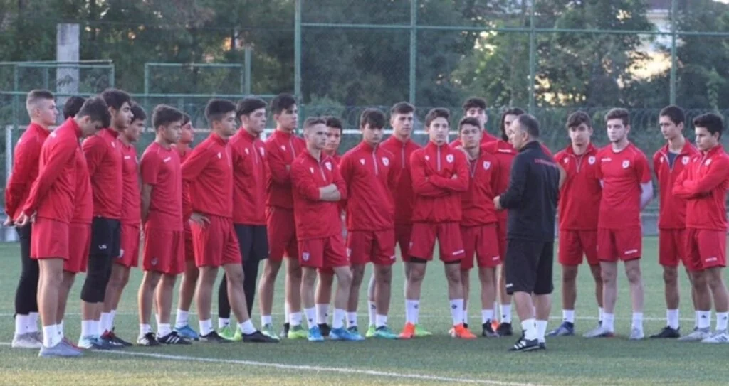Yılport Samsunspor U17 takımı İzmir'de