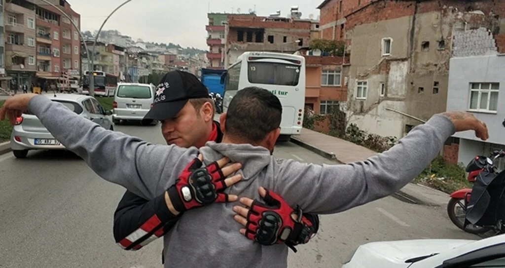 Yunus ekiplerinden asayiş uygulaması