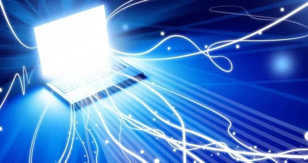 Zyxel LTE3316 ile evde, ofiste, arazide ışık hızında internet