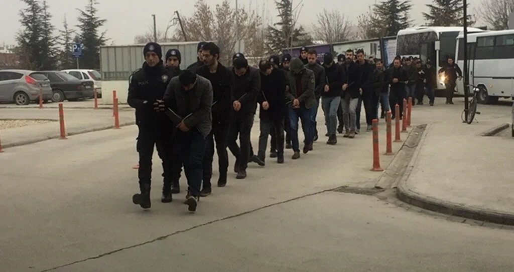 22 FETÖ şüphelisi adliyeye sevk edildi