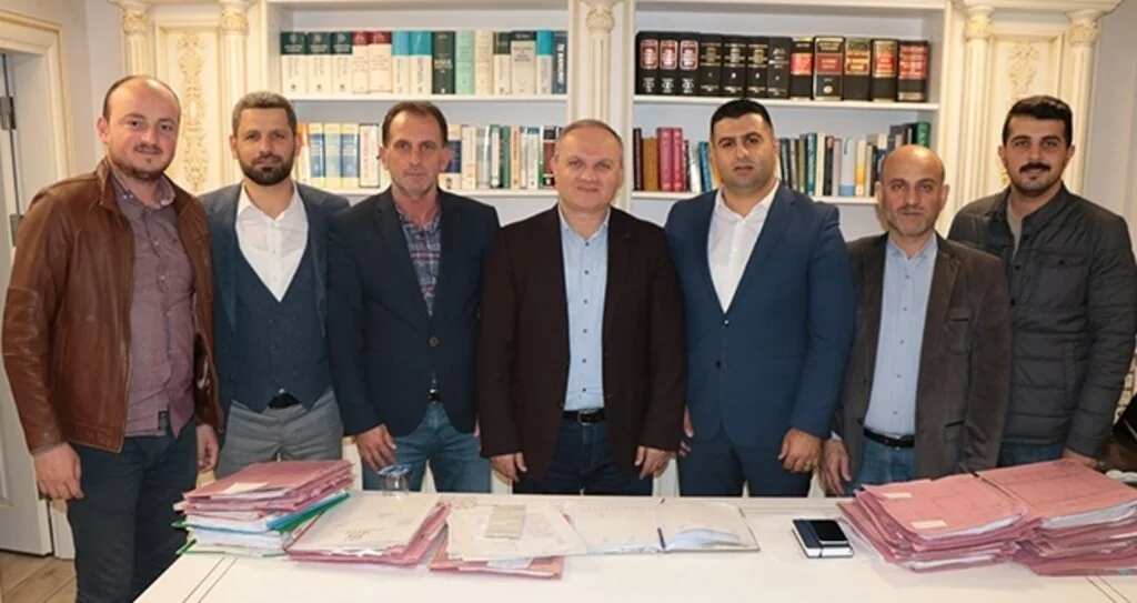 AK Parti İlkadım'dan teşkilat büyüklerine vefa