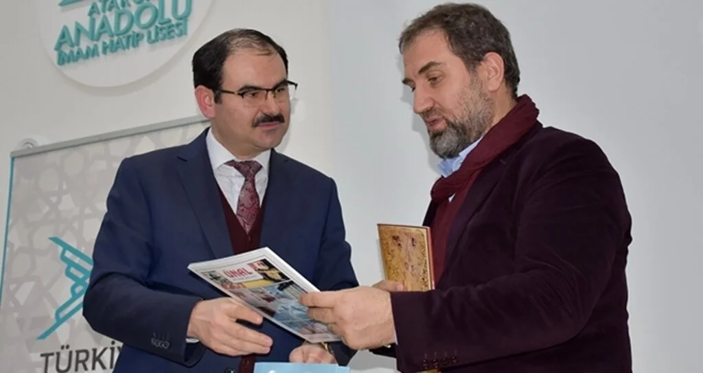 Atakum AİHL  Yazar Şen'i ağırladı 