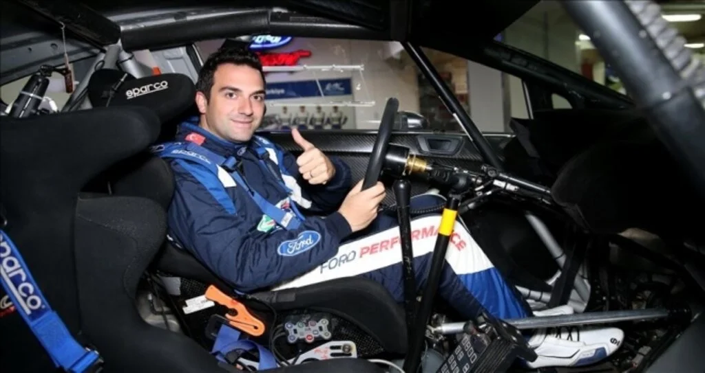 Baba oğul Bostancı rallide dünya şampiyonu pilot çıkarmayı hayal ediyor