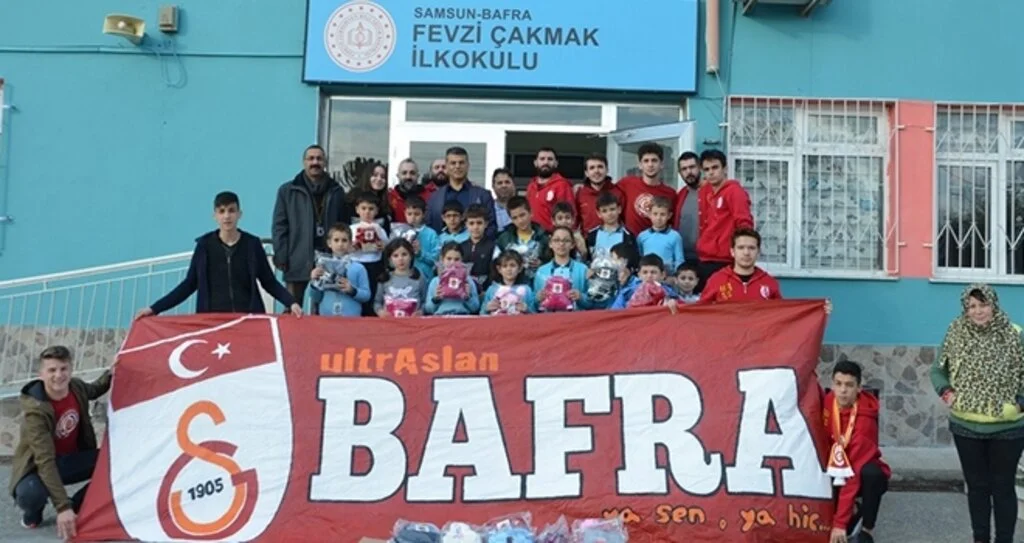 Bafra Ultraaslan'dan Giyecek Yardımı