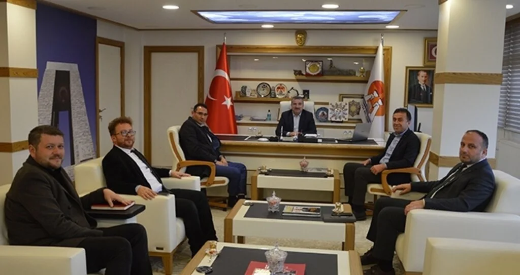 Başkan Özdemir’e ziyaret