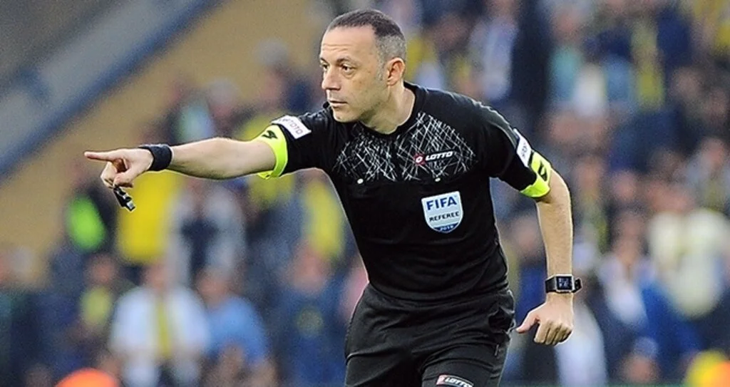 Cüneyt Çakır'a 17. haftada görev yok