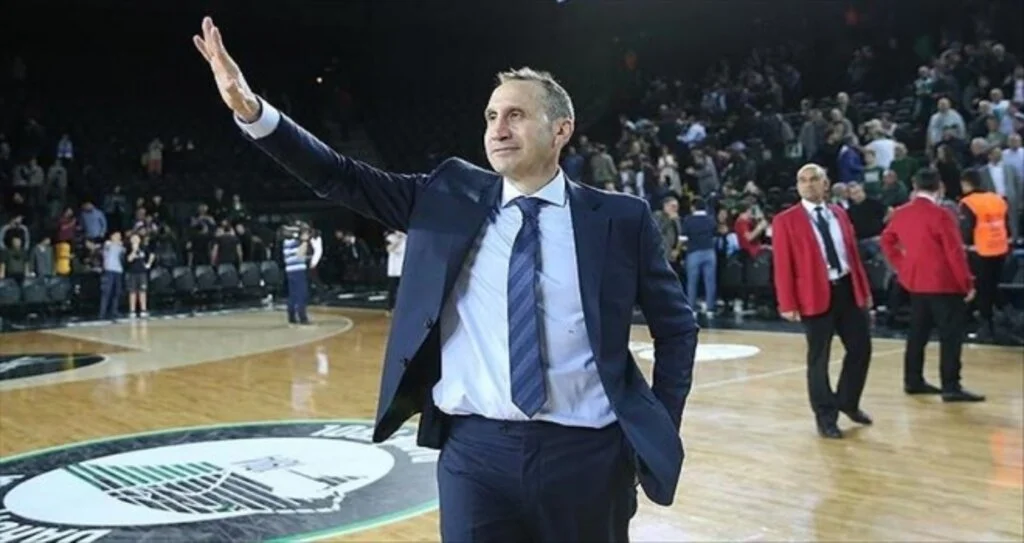 David Blatt, NBA'de New York Knicks'e danışman oldu