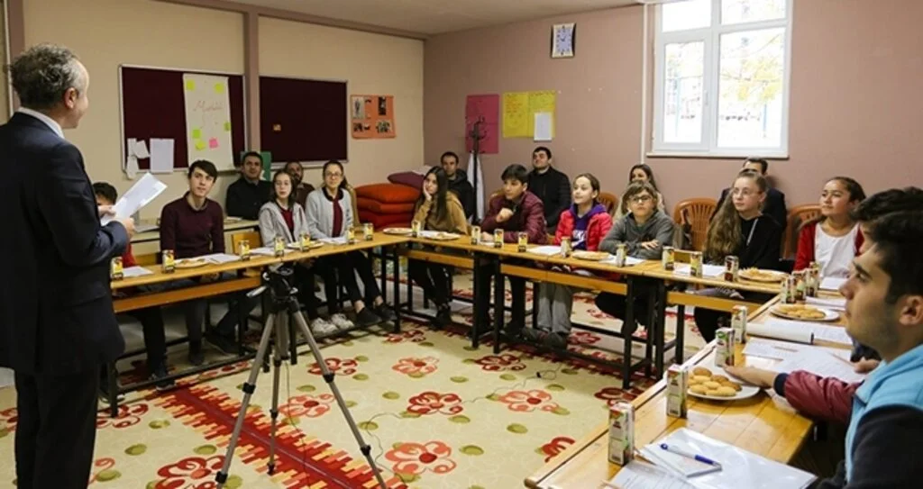 'Deneyimini Paylaş'  projesi başlıyor