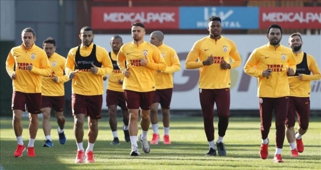 Galatasaray'ın Göztepe maçı kadrosu belli oldu