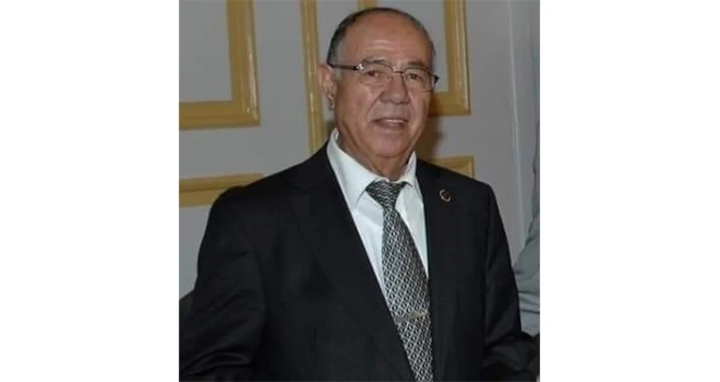 Hayatını kaybeden Bursa Büyükşehir Belediyesi'nin ilk başkanı Ekrem Barışık kimdir?