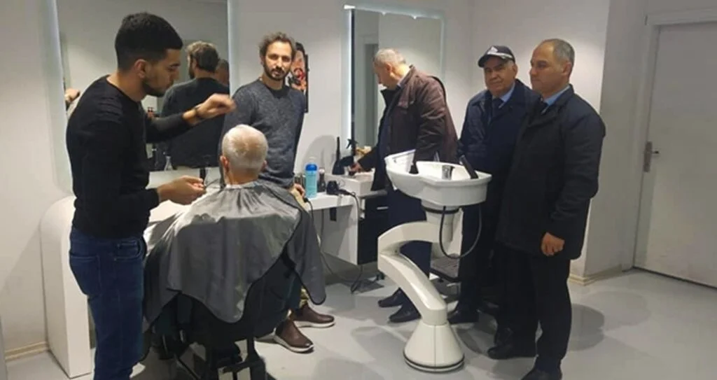 İlkadım'da Berber ve Kuaförler Denetlendi