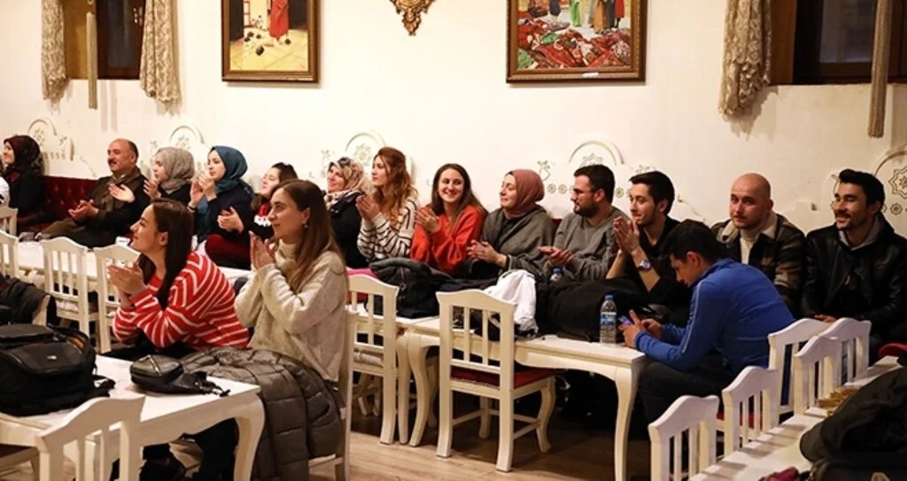 İlkadım'da Duygu Dolu Şiir Gecesi