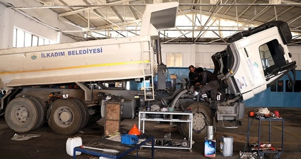 İlkadım'da Hizmete Ara Vermek Yok