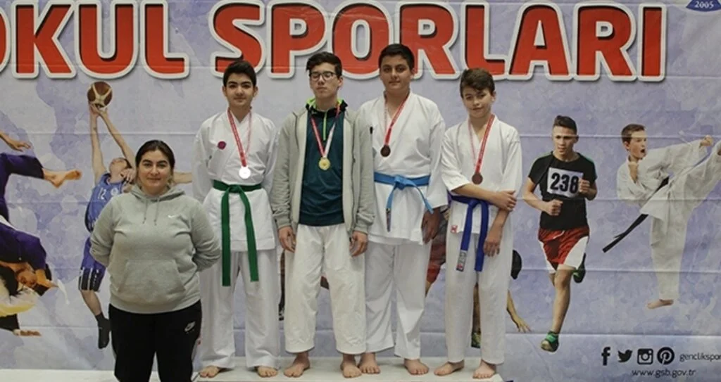 Karatede Heyecan Sona Erdi