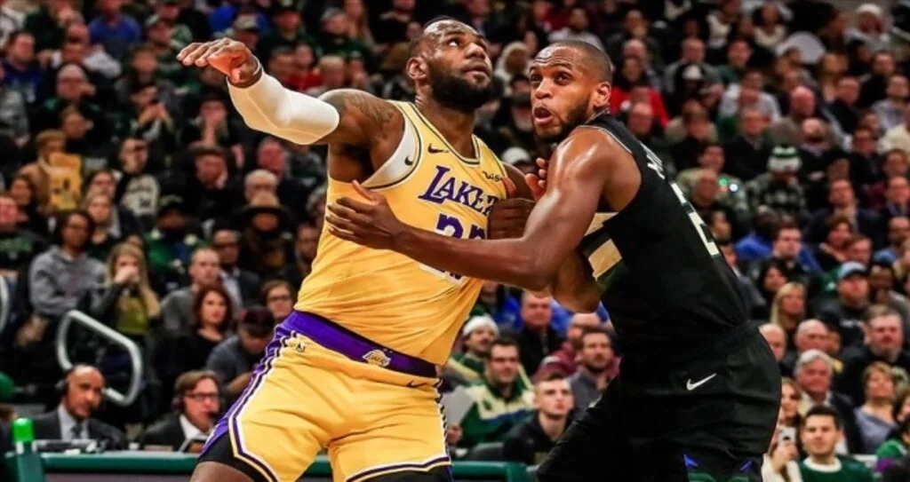 NBA'in zirvesindeki düellonun galibi Bucks