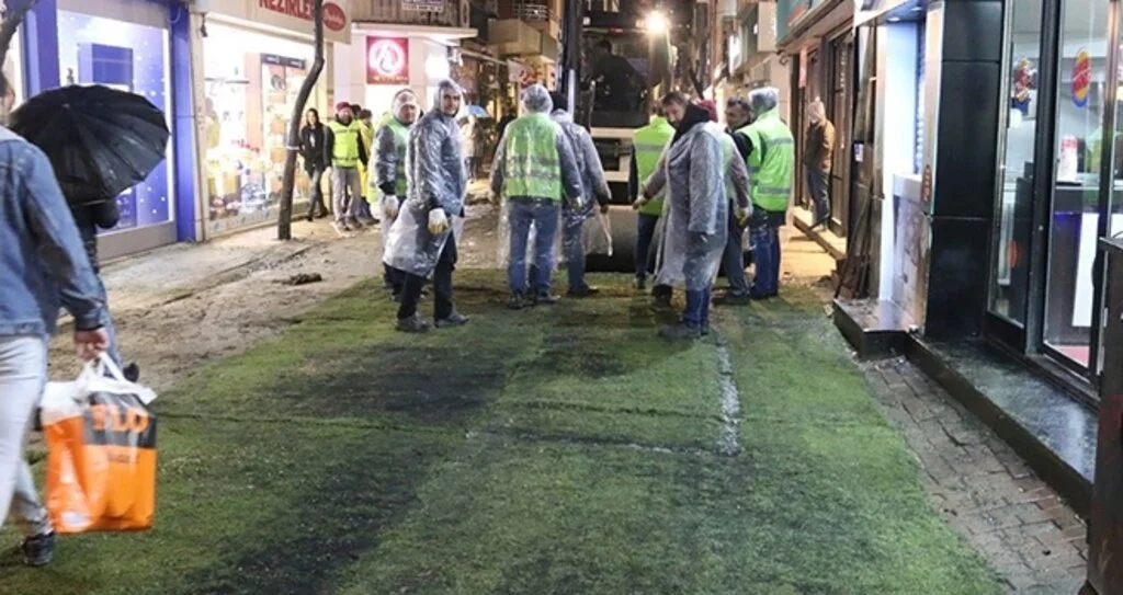 Ordu’da vatandaşın ayağına halı serildi