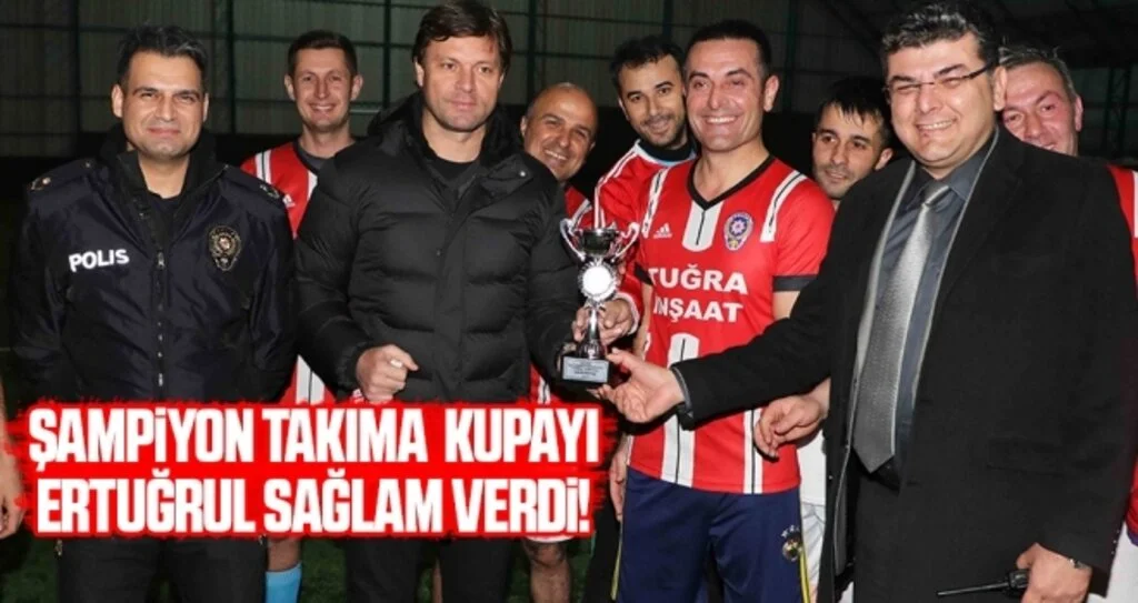 Şampiyon Takıma Kupayı Teknik Direktör Sağlam Verdi!
