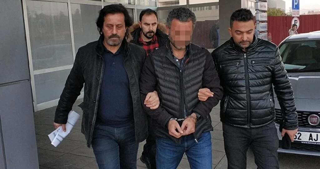 Samsun merkezli silahlı kaçakçığı operasyonu: 13 gözaltı