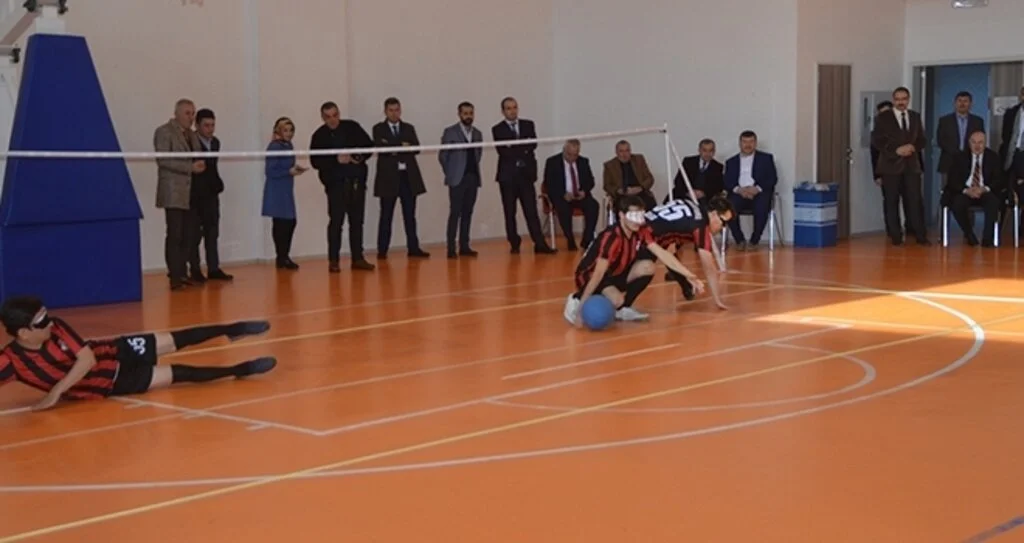 Samsun'da Görme engelliler goalball maç yaptı