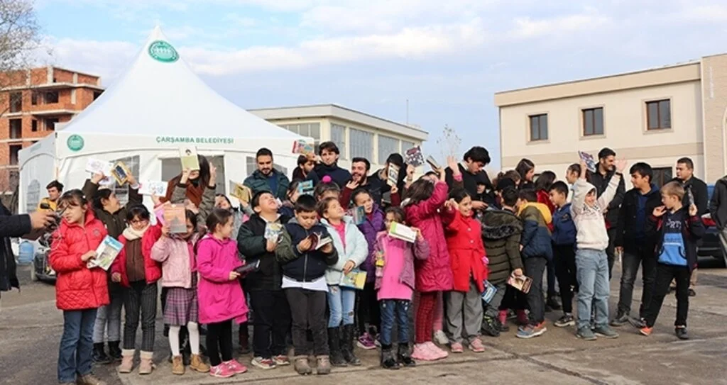 Şehit Aybüke öğretmen anısına kütüphane