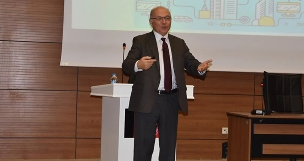 TEK Başkanı Prof. Dr. Kazdağlı, 'Sanayi ve toplum yeniden yapılanıyor'