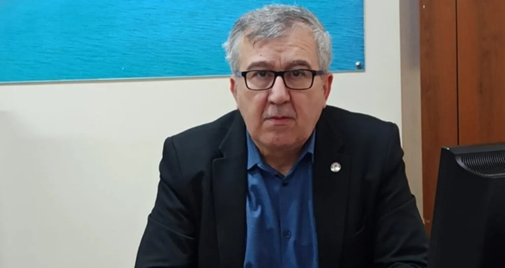 Tevfik Yılmaz Demir: Mehmet Akif Millet Aşığı Bir Şairdi