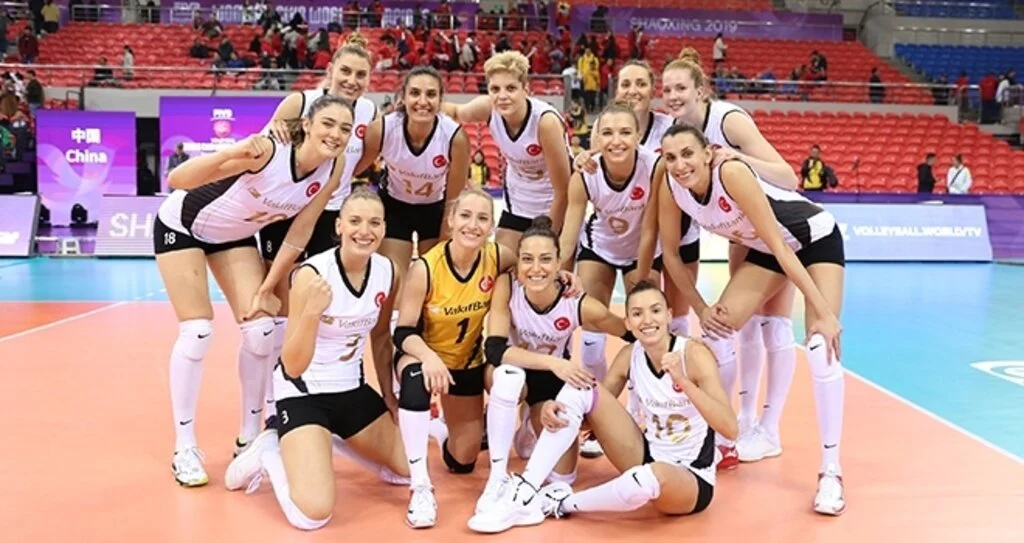 VakıfBank, Dünya Şampiyonası'na galibiyetle başladı