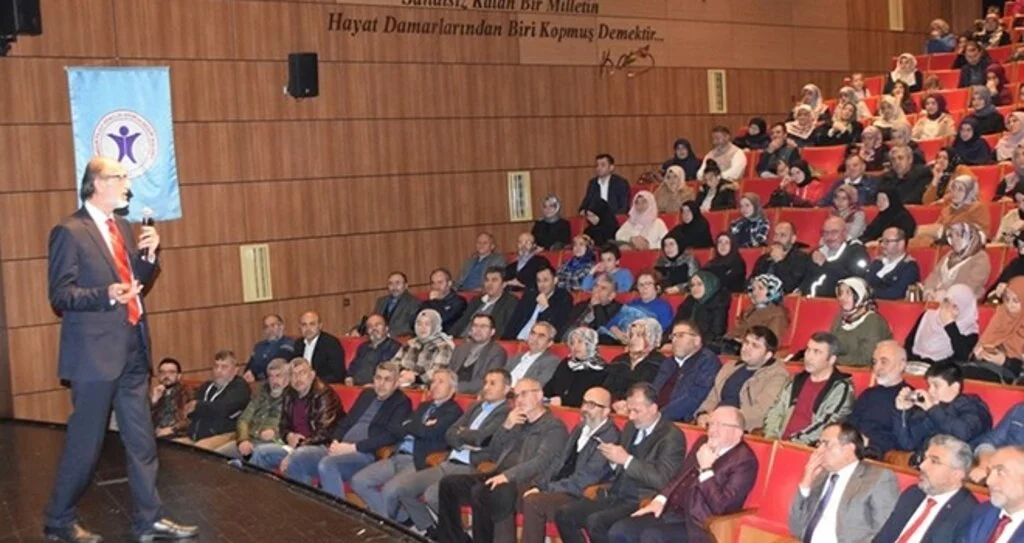 Yıldız Gençlik Spor ve İzcilik Kulübü Yönetim Kurulu Başkanı Muştu: Gelecek nesiller tehdit altında 