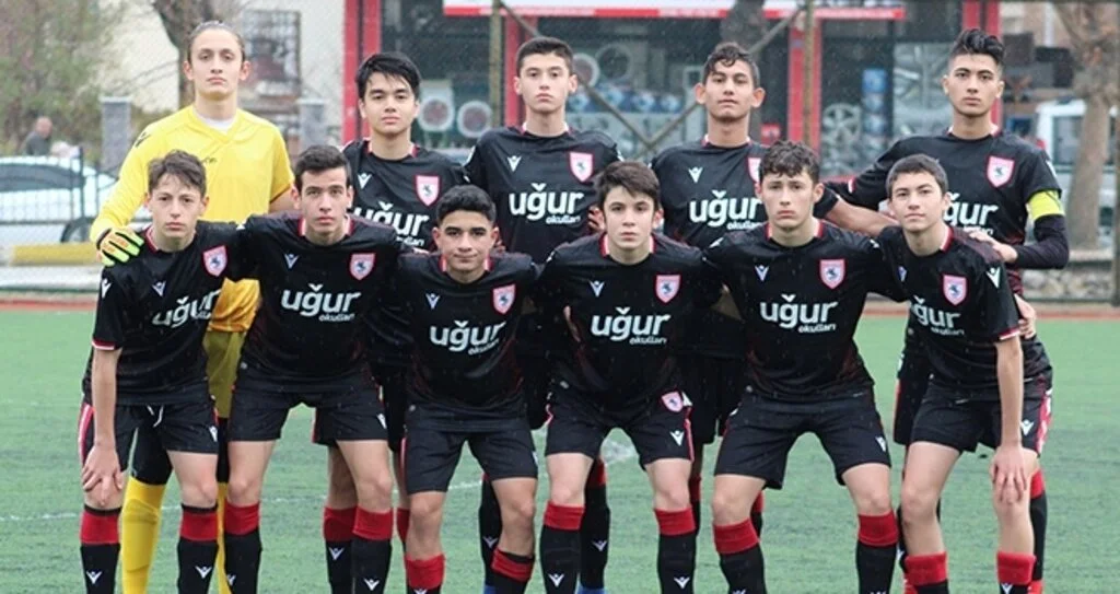 Yılport Samsunspor Altyapı Çorum'dan 6 puanla döndü