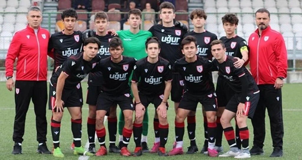 Yılport Samsunspor U16'dan yarım deste