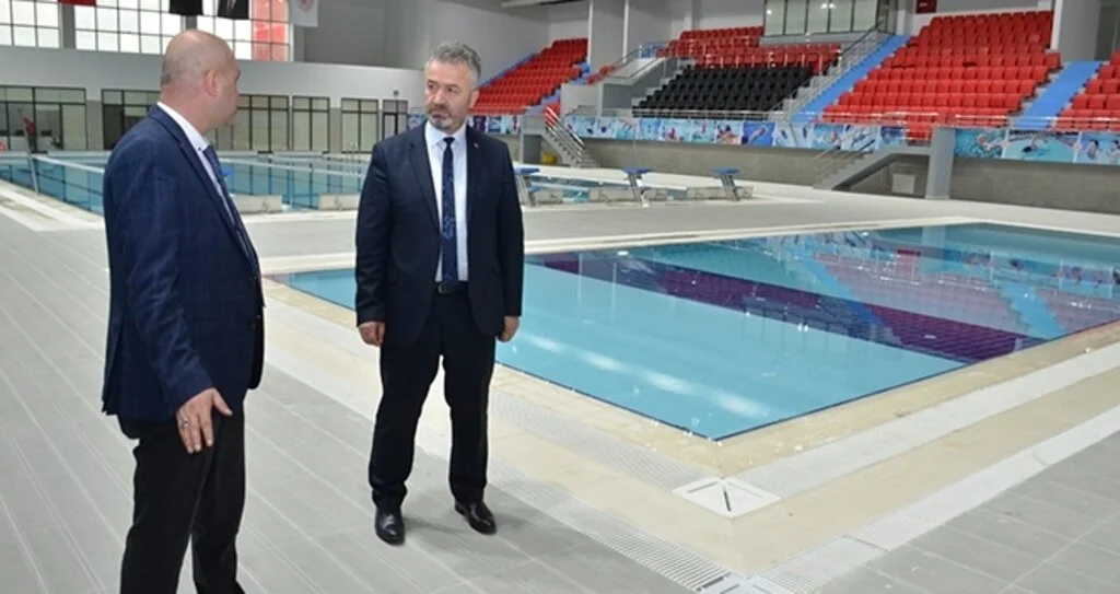 19 Mayıs İlçesine Yarı Olimpik Yüzme Havuzu Açılıyor