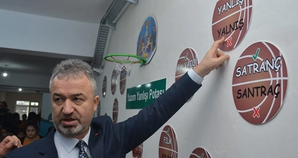 19 Mayıs'a Türkçe Sokağı