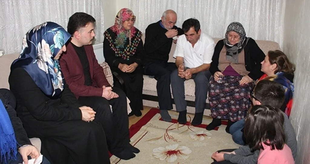 52 yıl sonra ailesine kavuştu