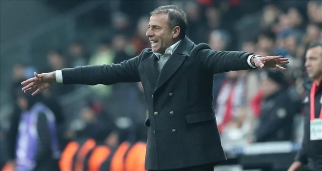Abdullah Avcı yönetimindeki Beşiktaş'ın yenilgisi galibiyetinden çok