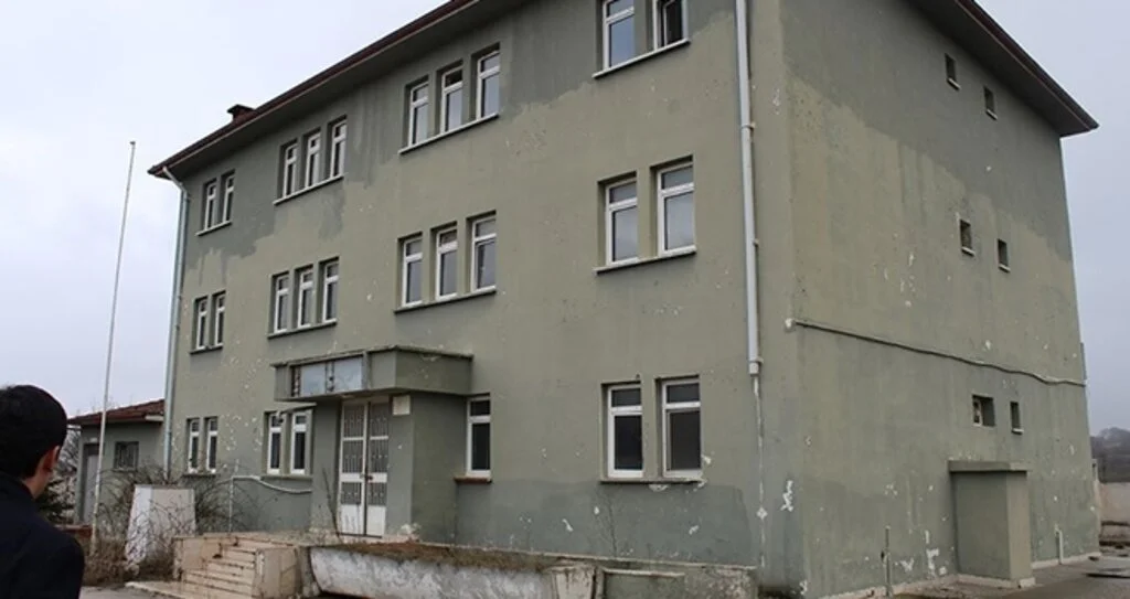 Atıl bina yatılı kız Kur'an kursu olacak