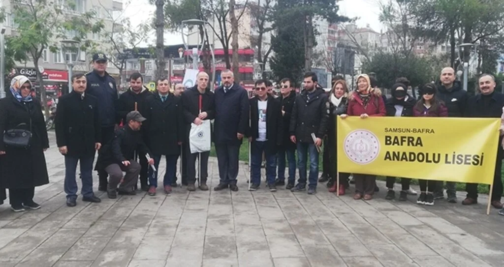 'Beyaz Baston Haftası'nda farkındalık oluşturdular