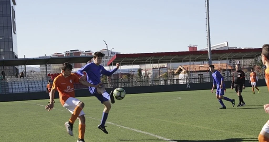 Büyükşehir Belediyespor Dört Köşe