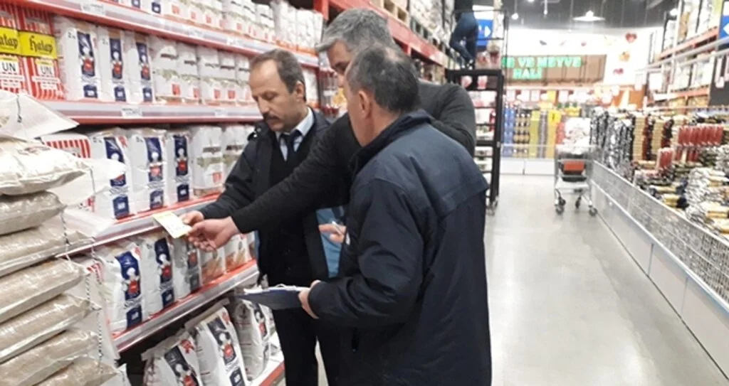 Canik Zabıtasından fiyat ve etiket denetimi