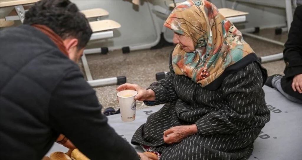 Depremzedelerin rahatı için her türlü imkan sunuluyor