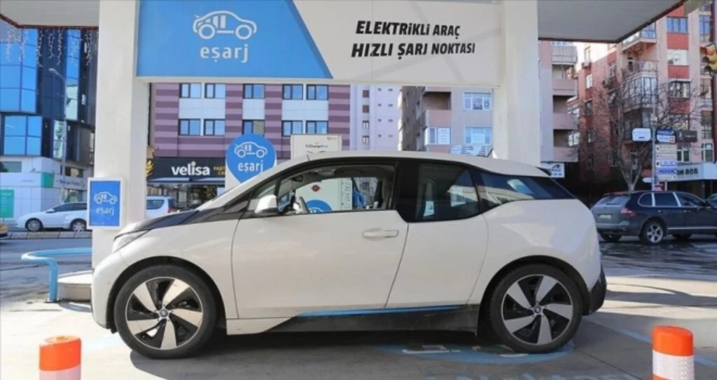Elektrikli araçlar yakıt maliyetini yüzde 80 azaltıyor