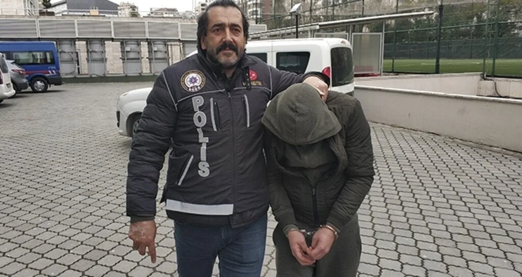 Evinde Uyuşturucu Madde Ele Geçirilen Genç Gözaltında