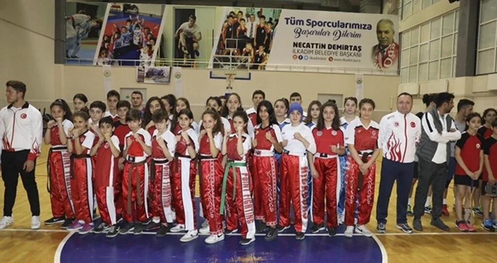 İlkadım'da 11 Bin Genç Spor Yapıyor