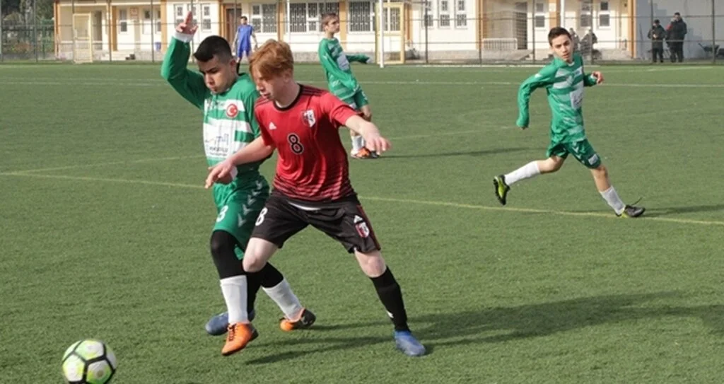 KARADENİZSPOR GOL YAĞDIRDI